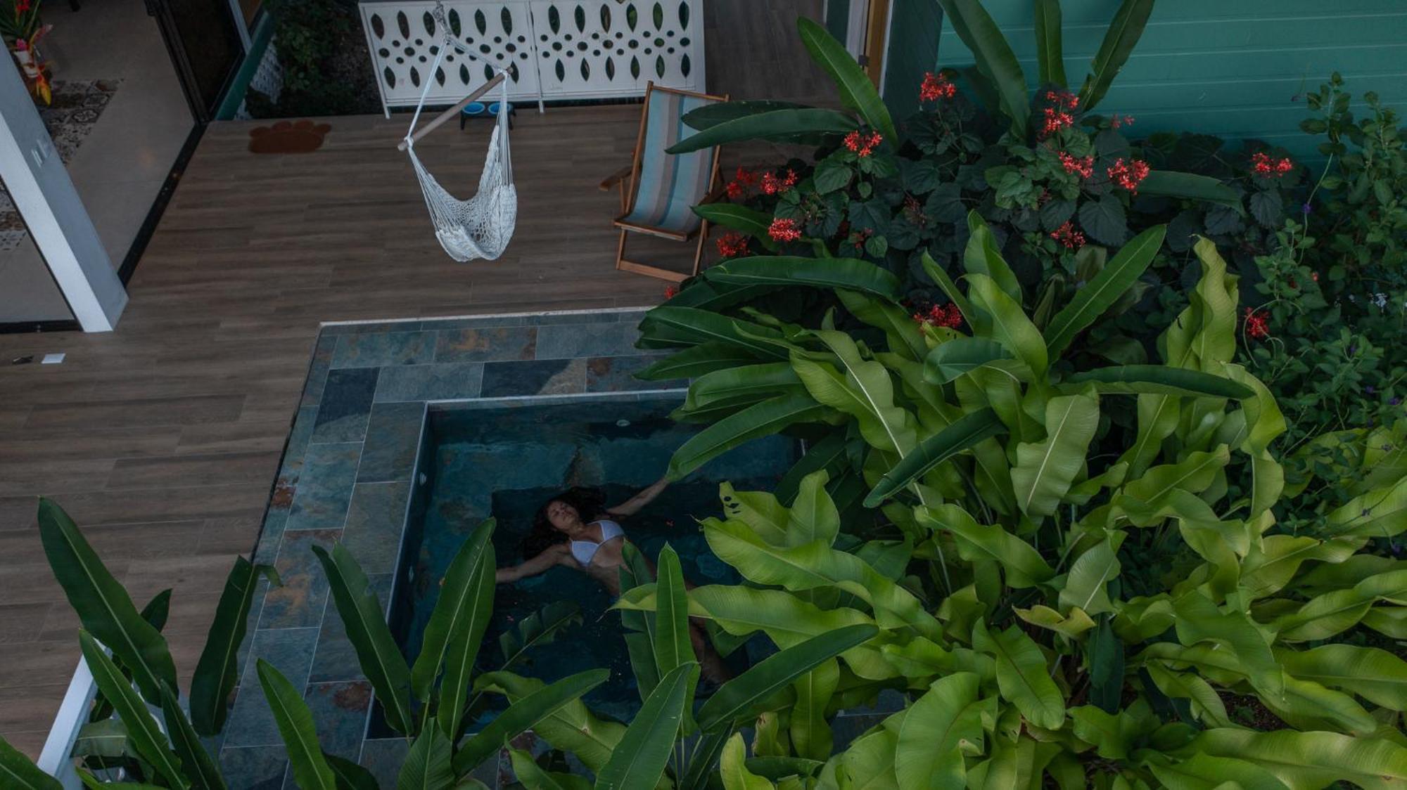 Namaitami Casa Hermosa Con Ac Y Piscina A Solo 650 Metros Del Parque Nacional Cahuita Exterior photo